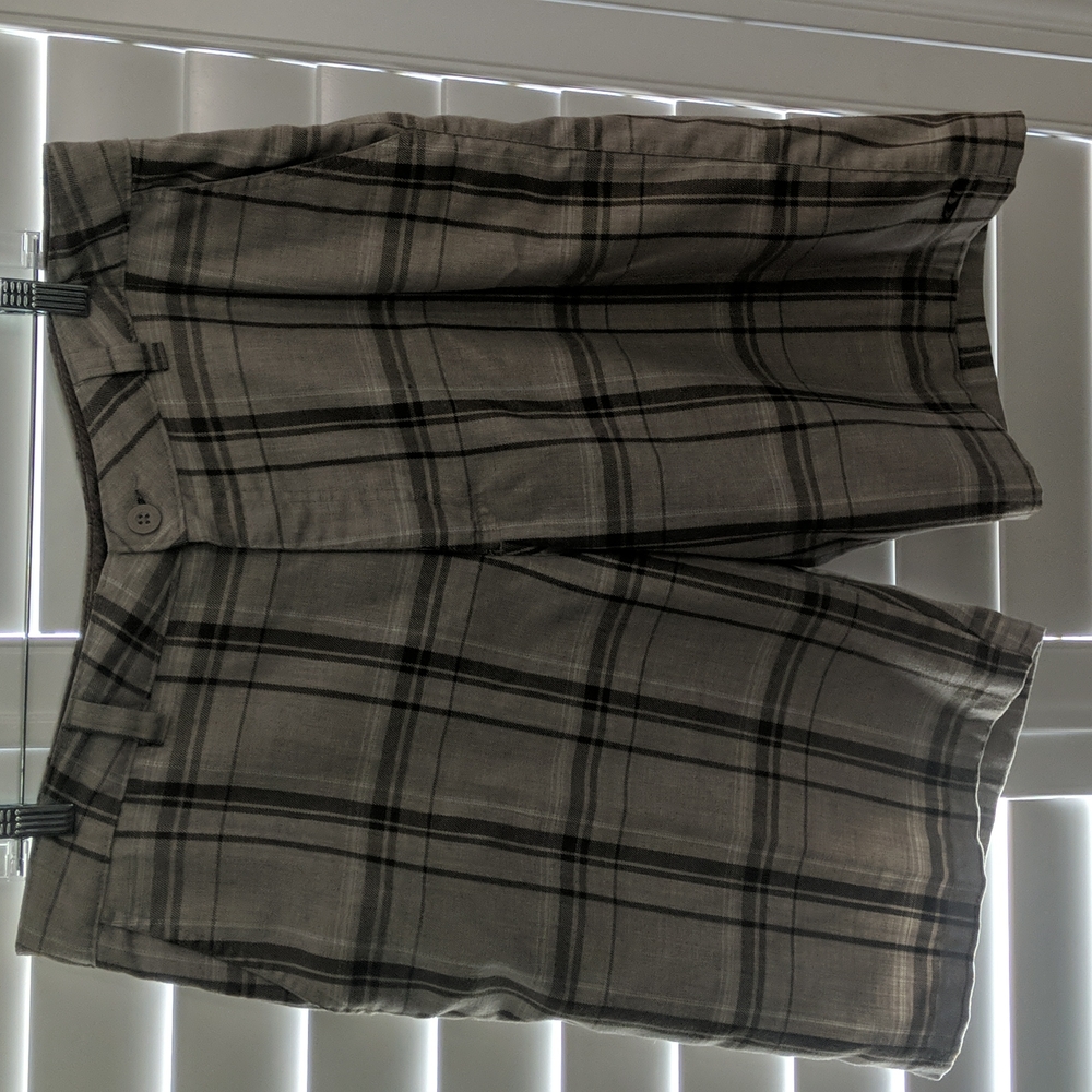 O'NEILL shorts size 36